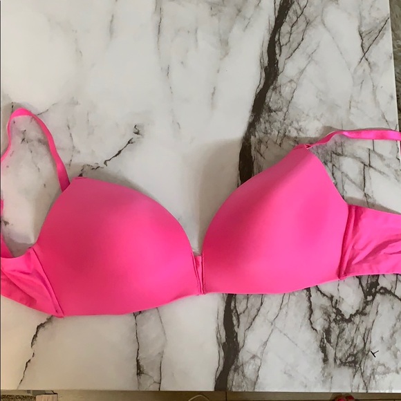 NWOT Victoria’s Secret bright pink bra - Picture 8 of 8